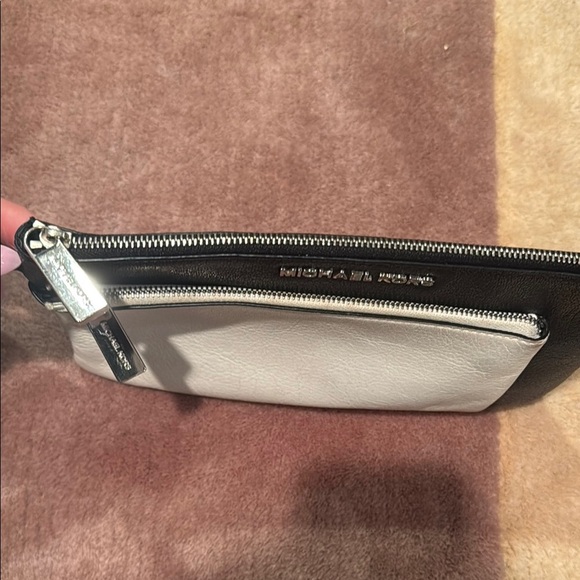 Michael Kors Black and Cream Clutch Wristlet - Picture 4 of 5
